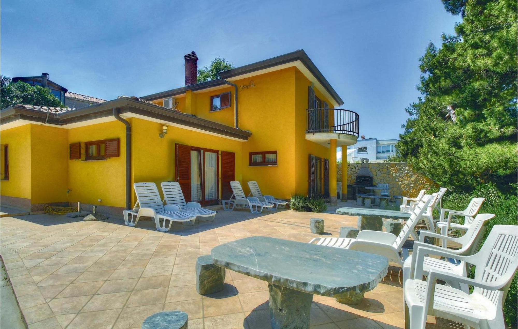 3 Bedroom Gorgeous Home In Buje Exterior photo
